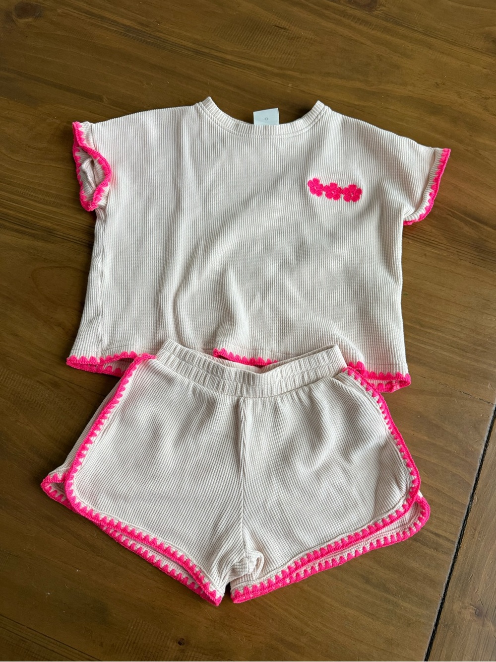 Zara Two-Piece Ribbed Lounge Set with Hot Pink Trim